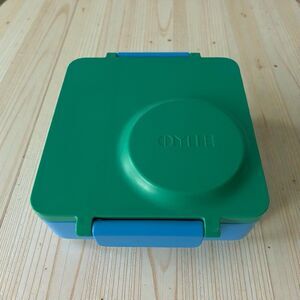 Omiebox by Omielife Bento Insulated Lunch Box BPA Free Insulated Blue Green